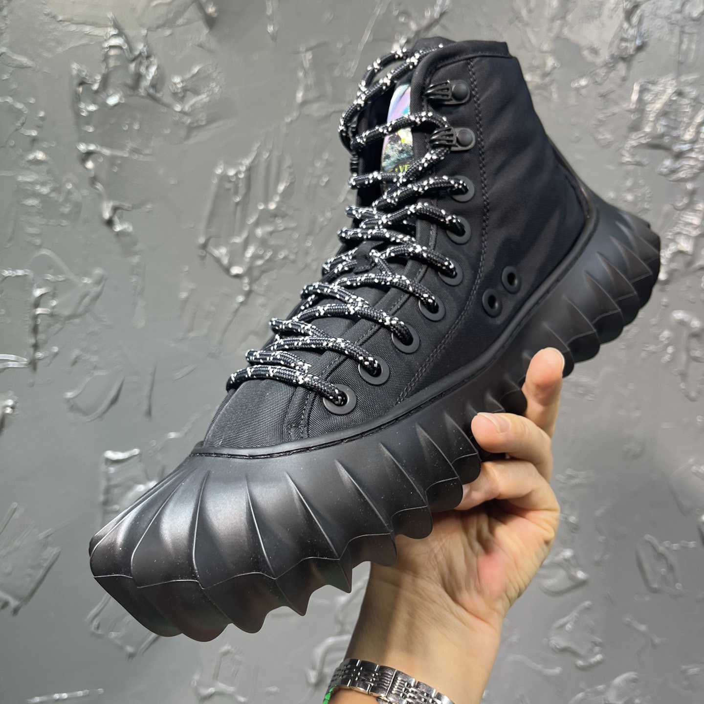 Bottega Veneta Denver Sneaker - FashionPlug