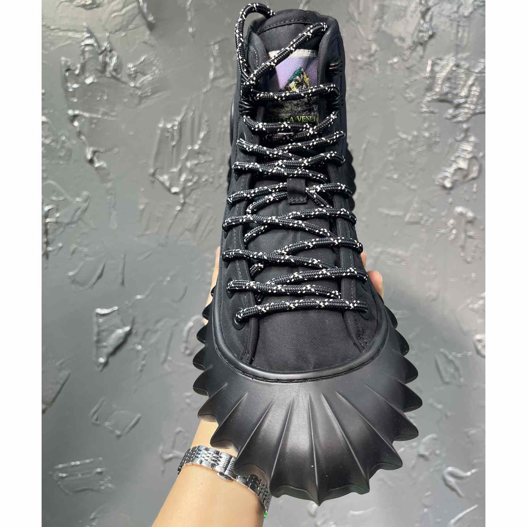 Bottega Veneta Denver Sneaker - FashionPlug