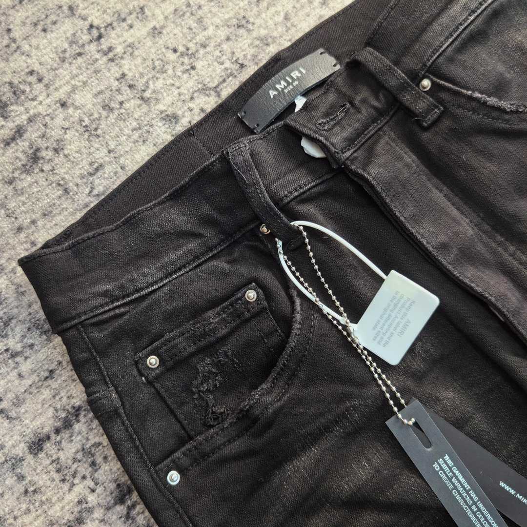 Amiri Slim Fit Jeans    684 - FashionPlug