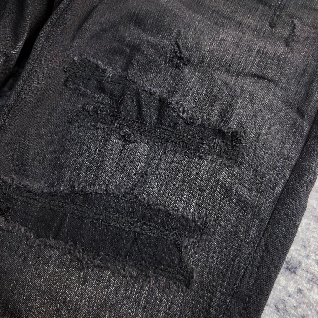 Amiri Slim Fit Jeans    684 - FashionPlug