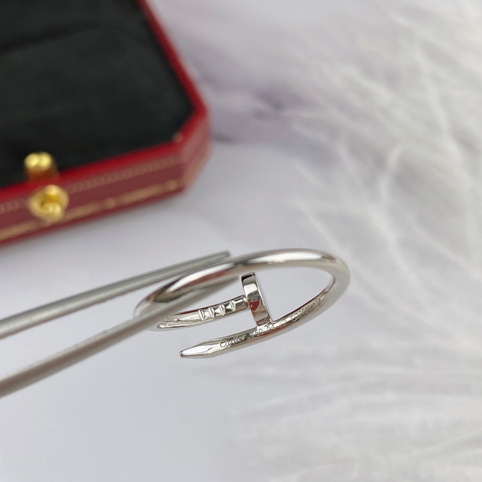 Cartier Ring - FashionPlug