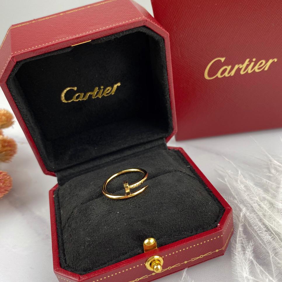 Cartier Ring - FashionPlug