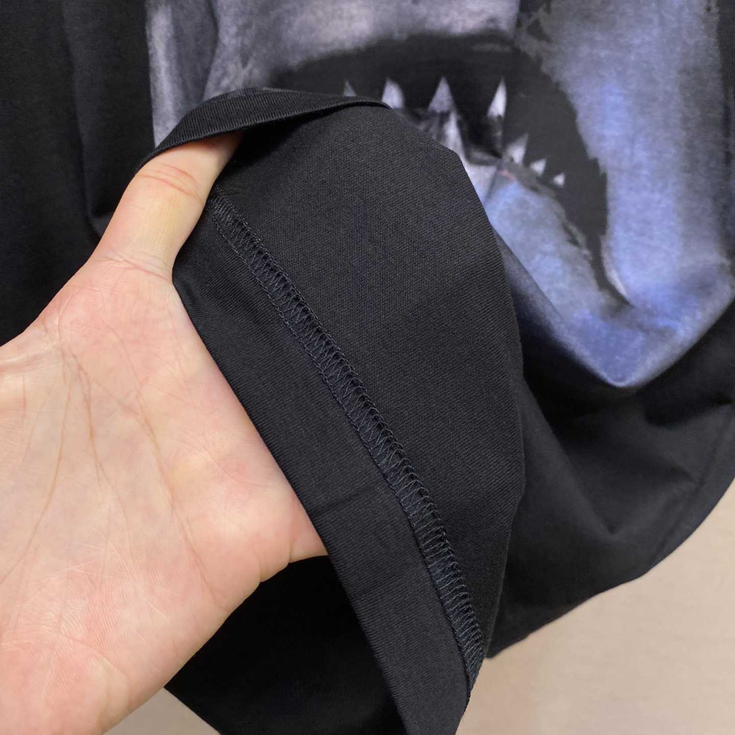 Givenchy Black Shark T-Shirt - FashionPlug
