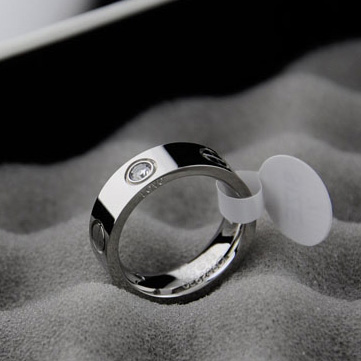 Cartier Ring - FashionPlug