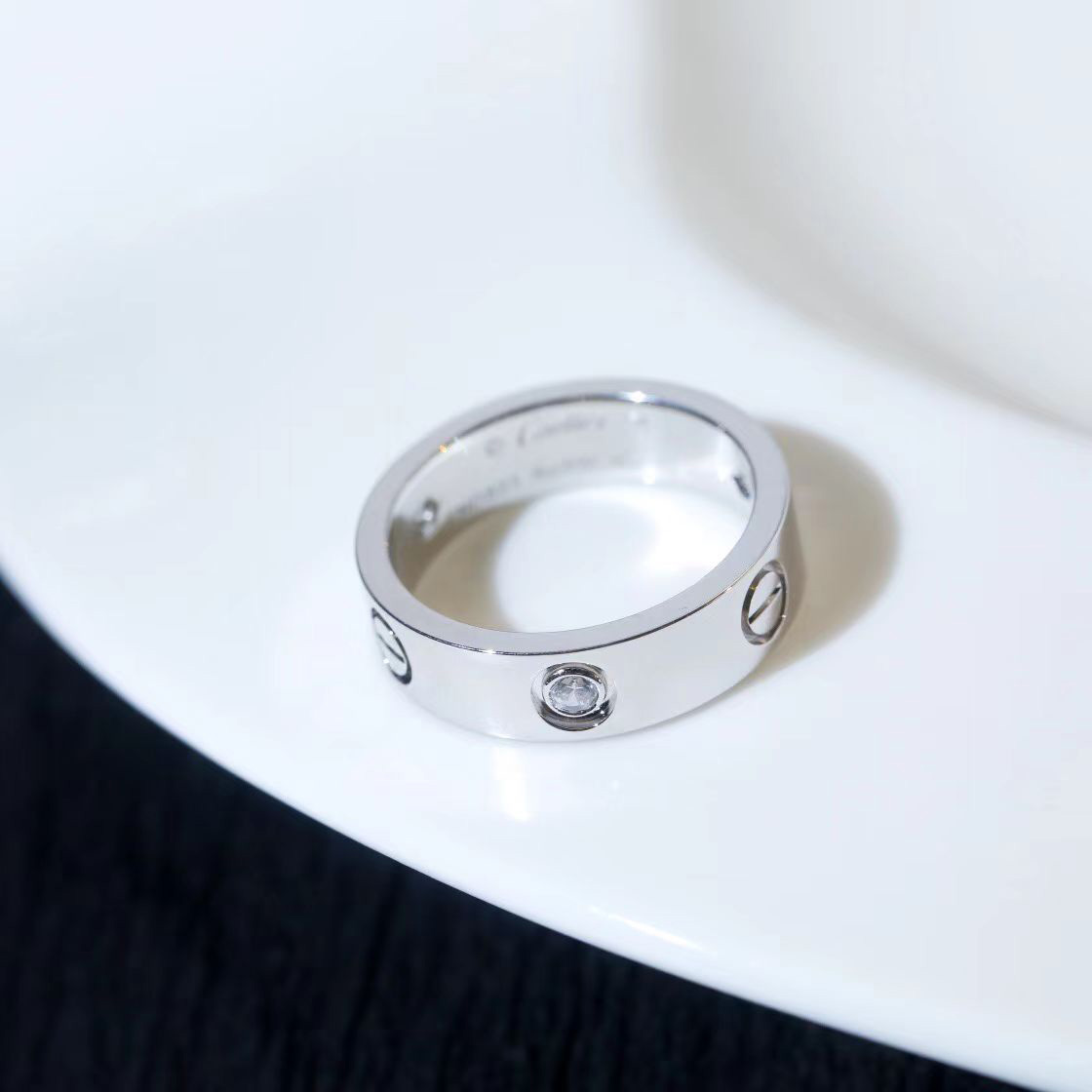 Cartier Ring - FashionPlug