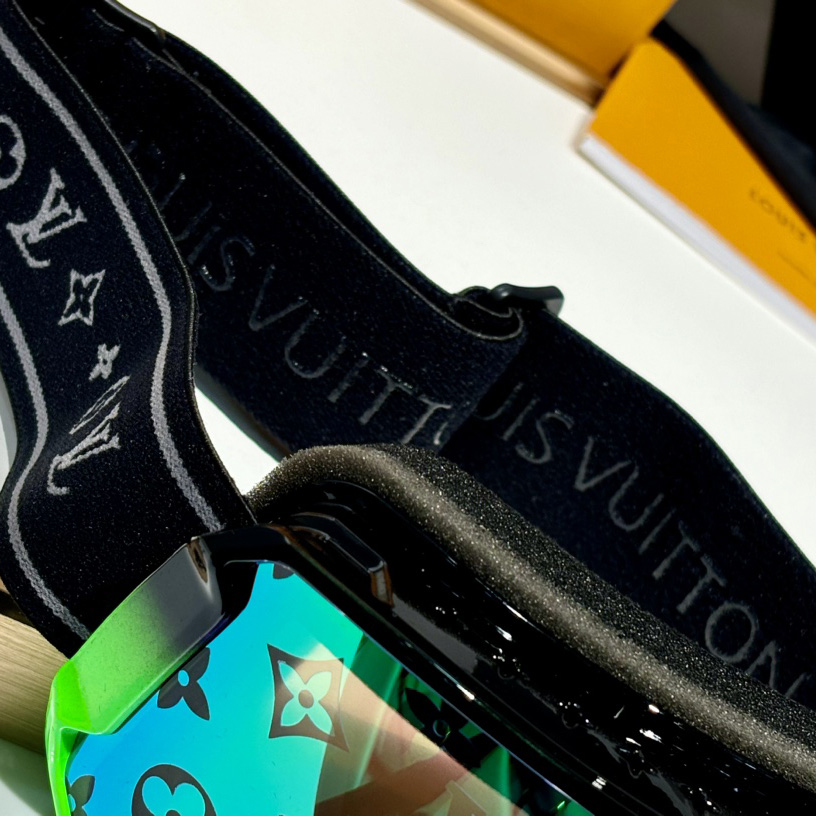 Louis Vuitton LV Snow Mask     - FashionPlug