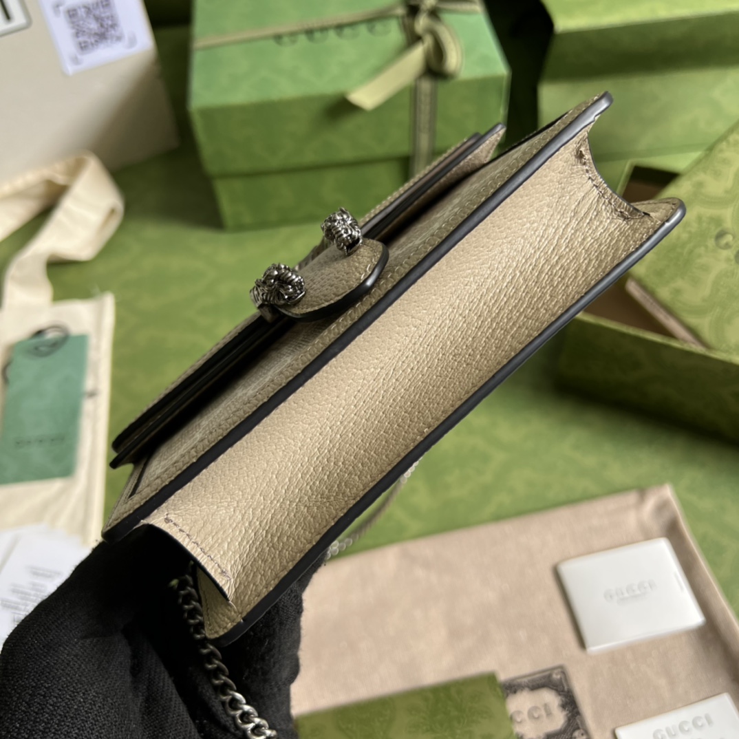 Gucci Dionysus Super Mini Bag  - FashionPlug