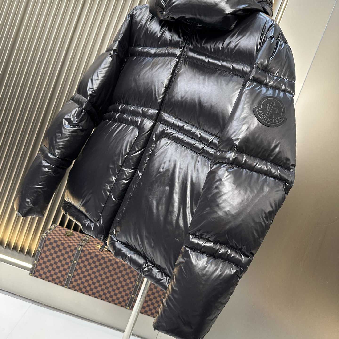 Moncler Thuban Nylon Laquè Down Jacket - FashionPlug