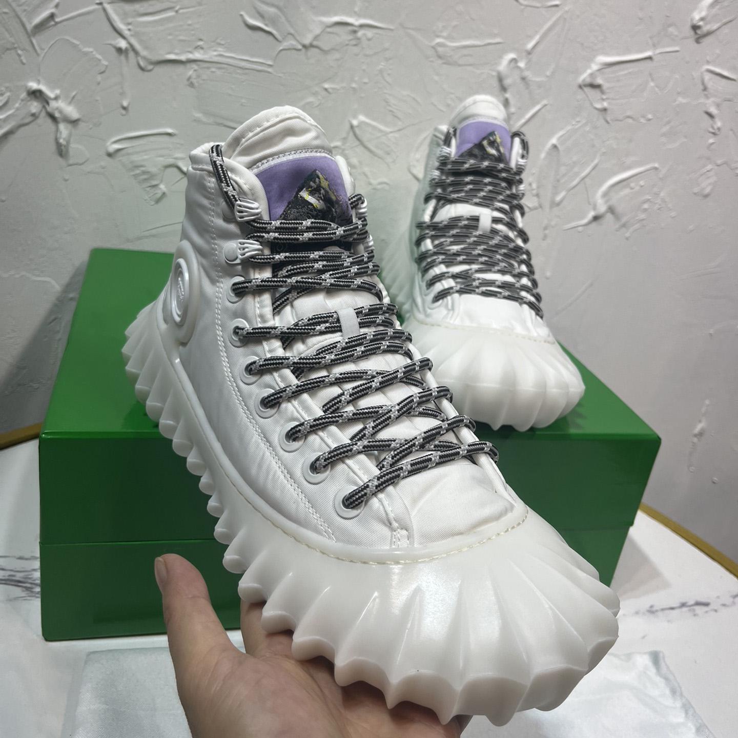 Bottega Veneta Denver Sneaker - FashionPlug
