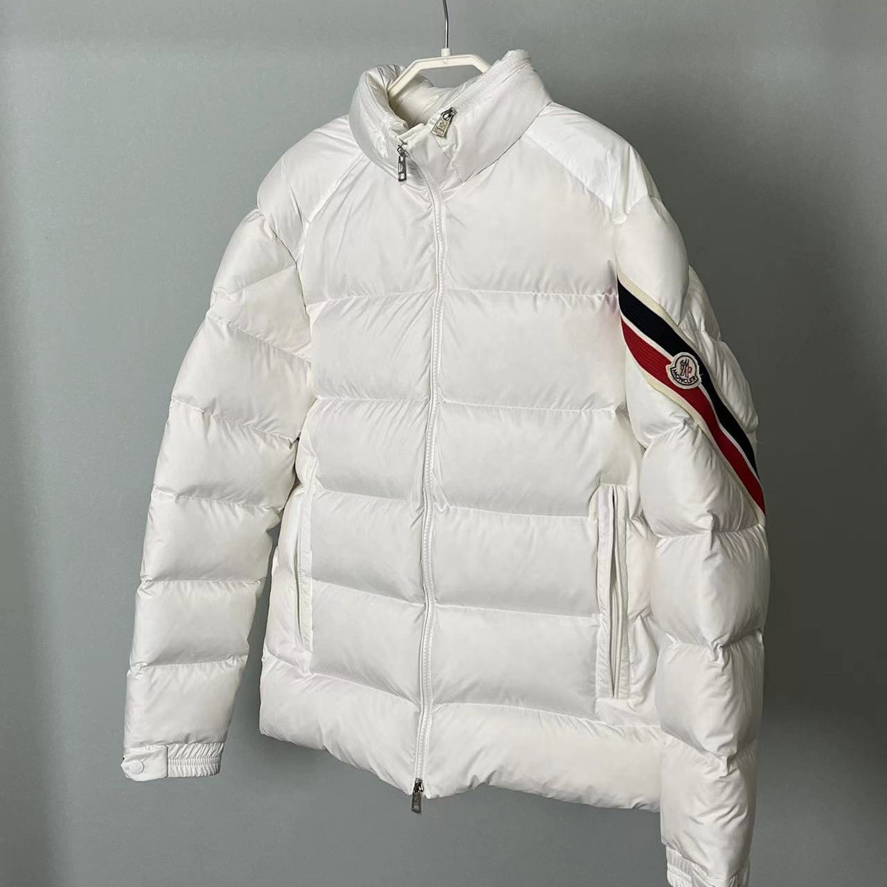 Moncler Solayan Short Down Jacket - FashionPlug