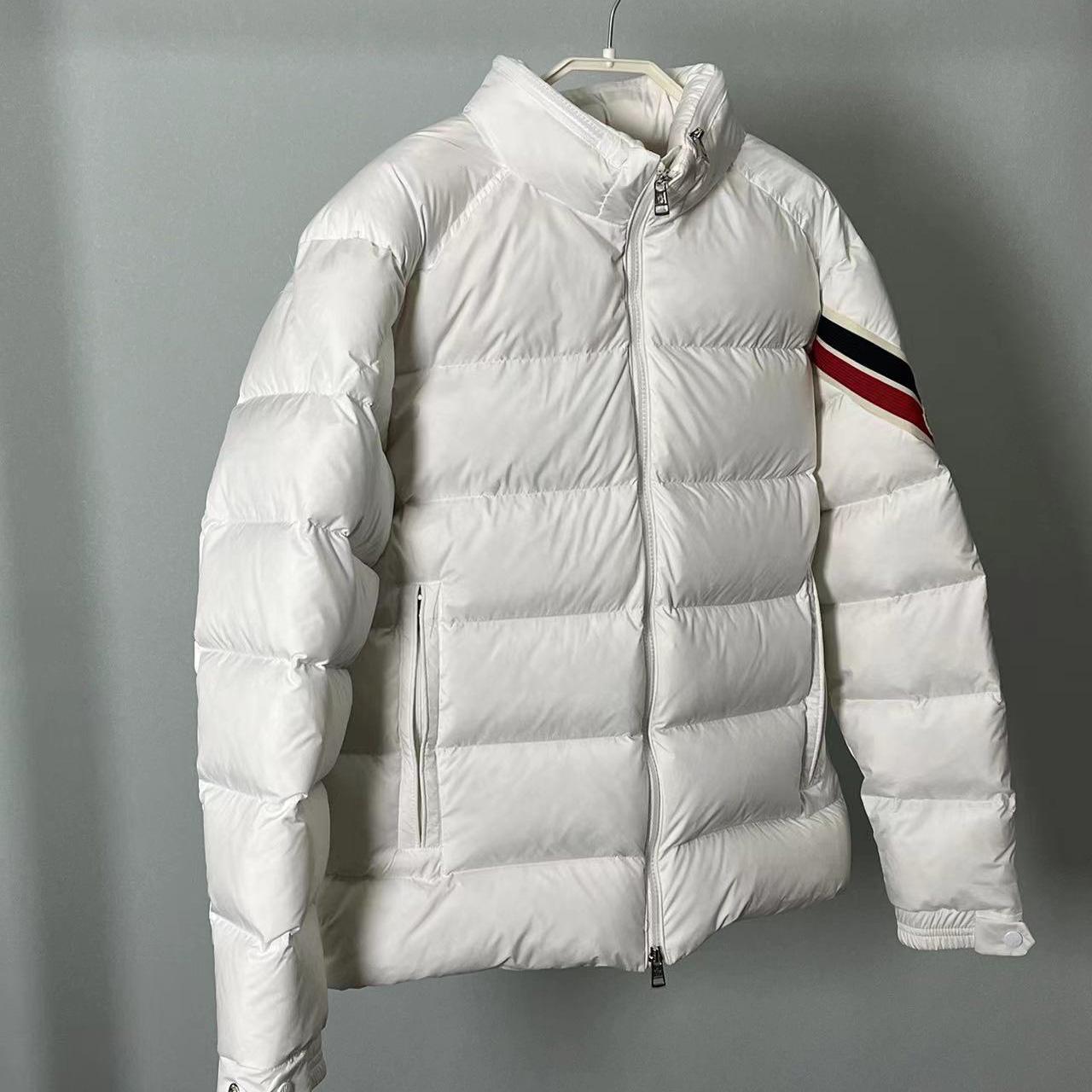 Moncler Solayan Short Down Jacket - FashionPlug