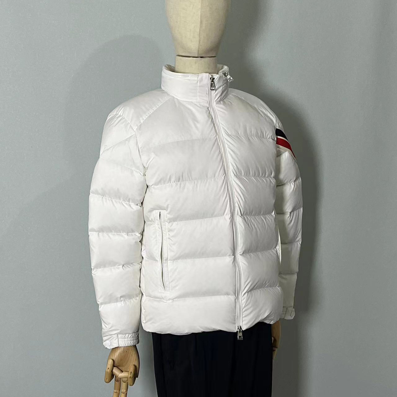 Moncler Solayan Short Down Jacket - FashionPlug