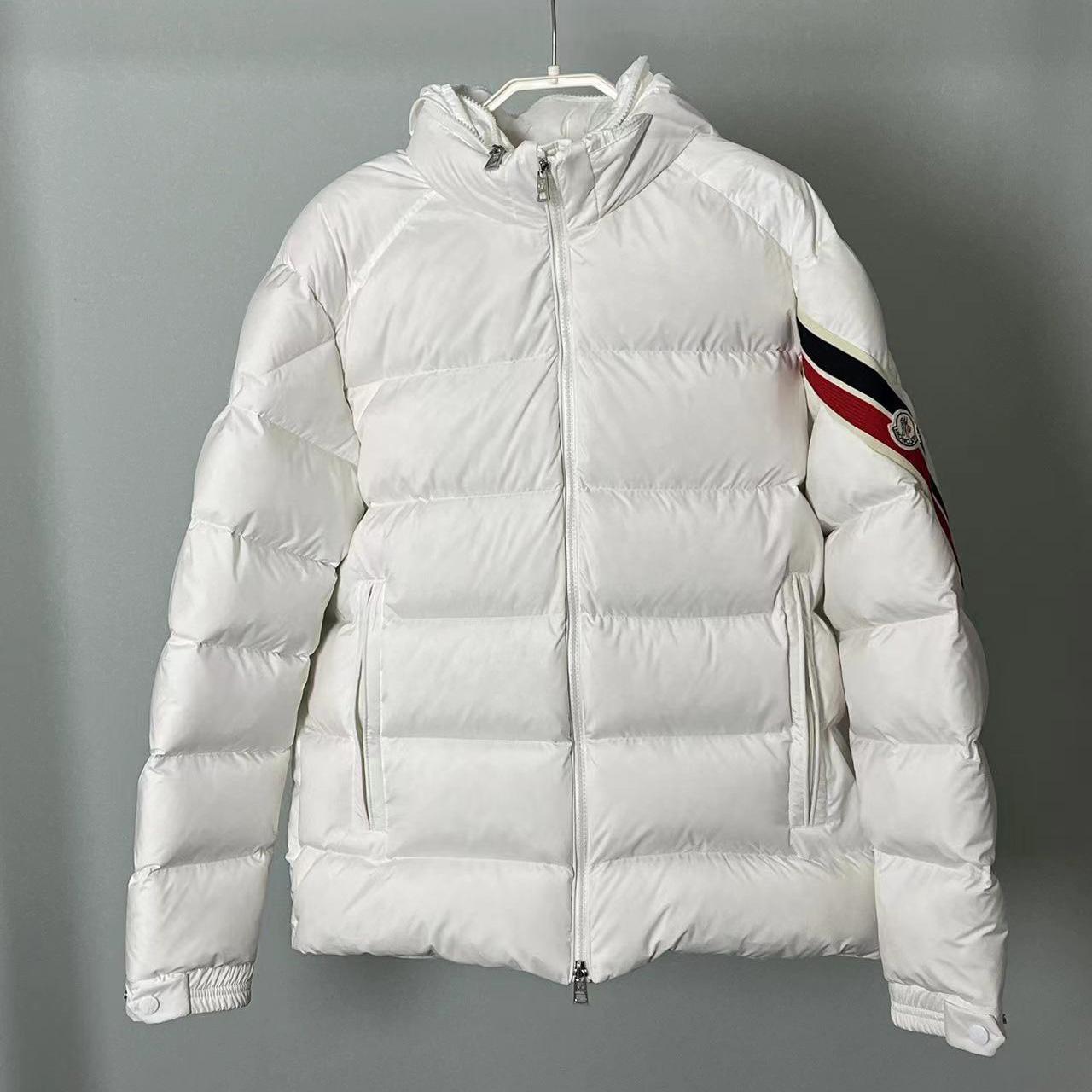 Moncler Solayan Short Down Jacket - FashionPlug