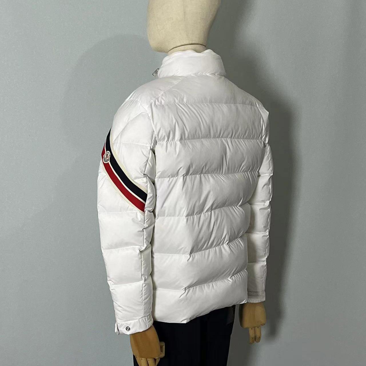 Moncler Solayan Short Down Jacket - FashionPlug
