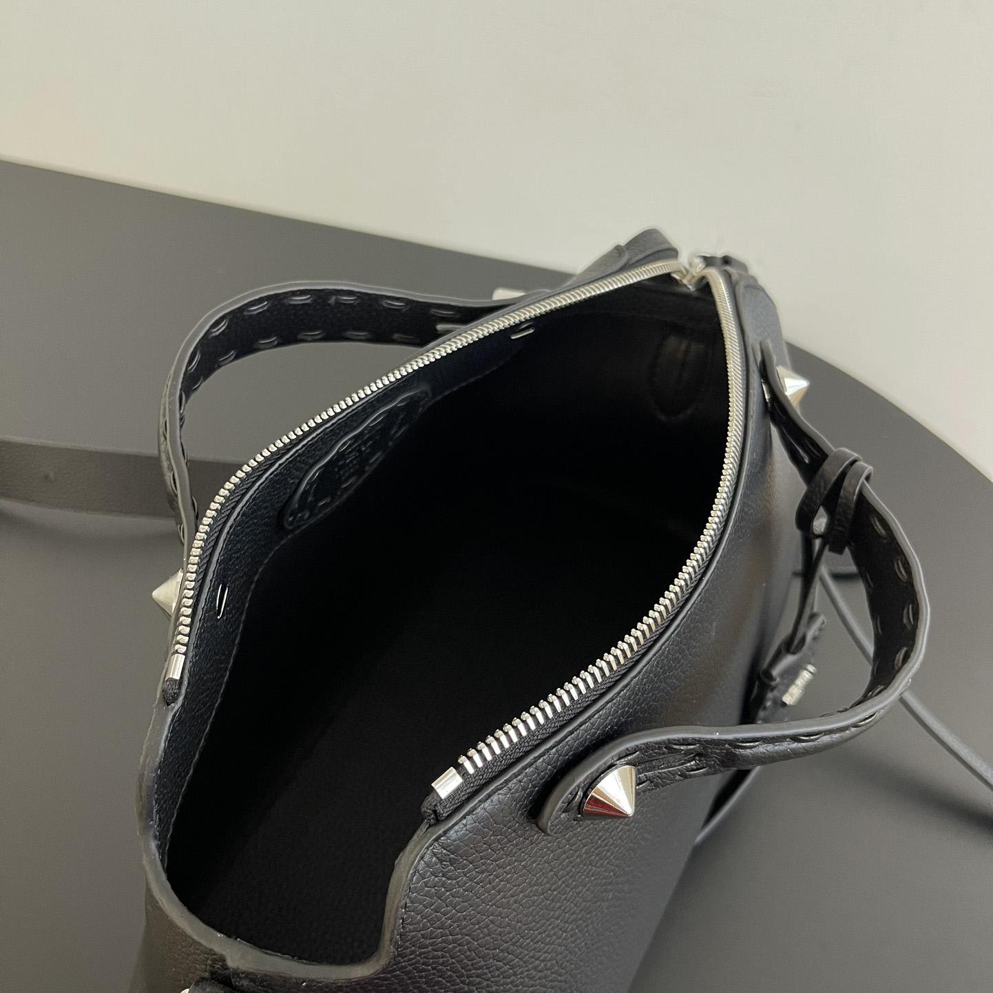 Fendi By The Way Selleria Medium Selleria Bag With 192 Hand-sewn Topstitches - FashionPlug