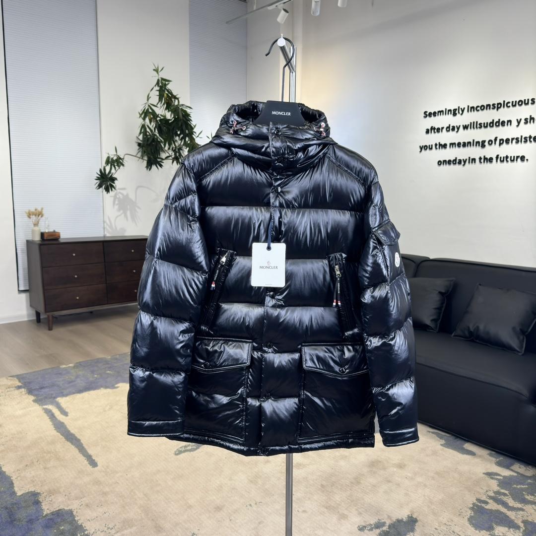 Moncler Chiablese Short Down Jacket  - FashionPlug