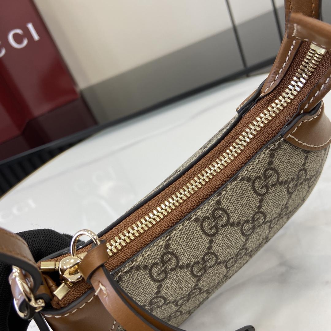 Gucci GG Emblem Super Mini Shoulder Bag - FashionPlug