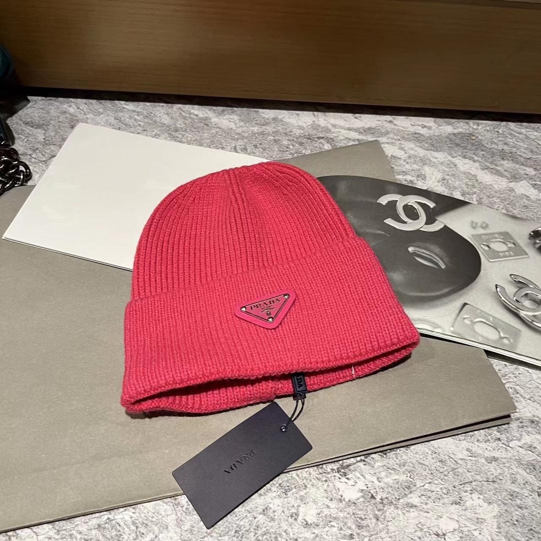 Prada Beanie - FashionPlug