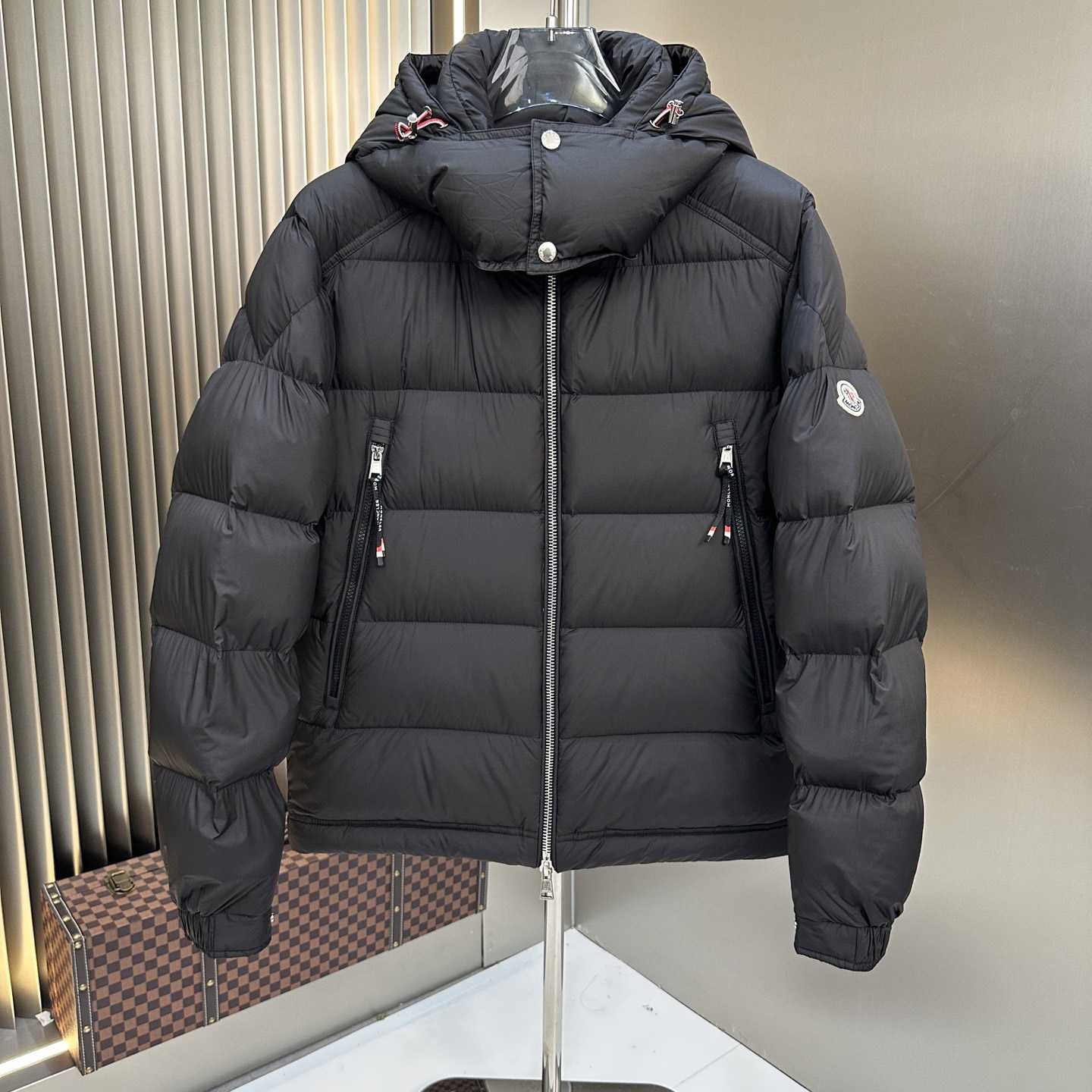 Moncler Poirier Puffer Jacket - FashionPlug