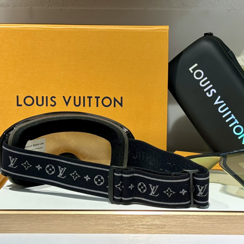 Louis Vuitton LV Snow Mask     - FashionPlug