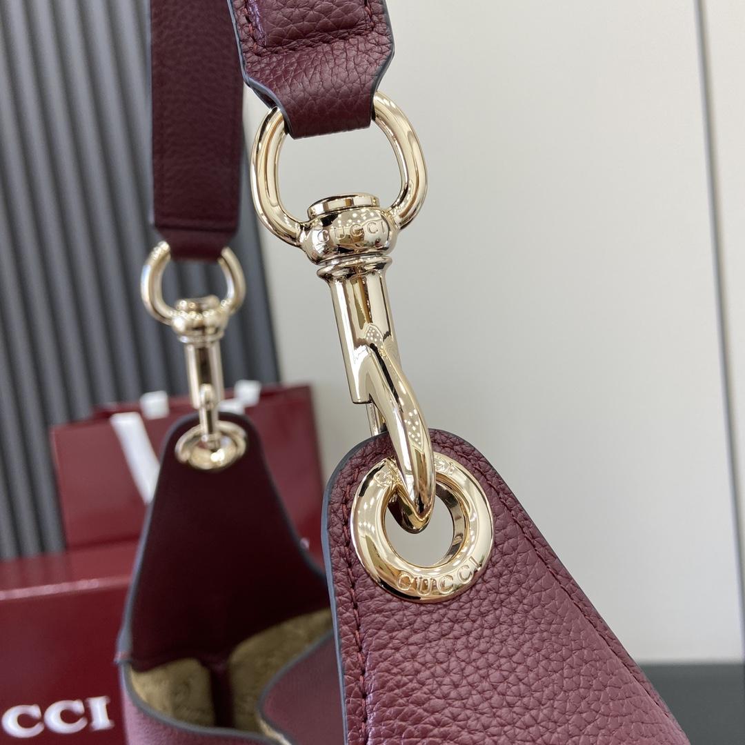 Gucci B Medium Shoulder Bag - FashionPlug