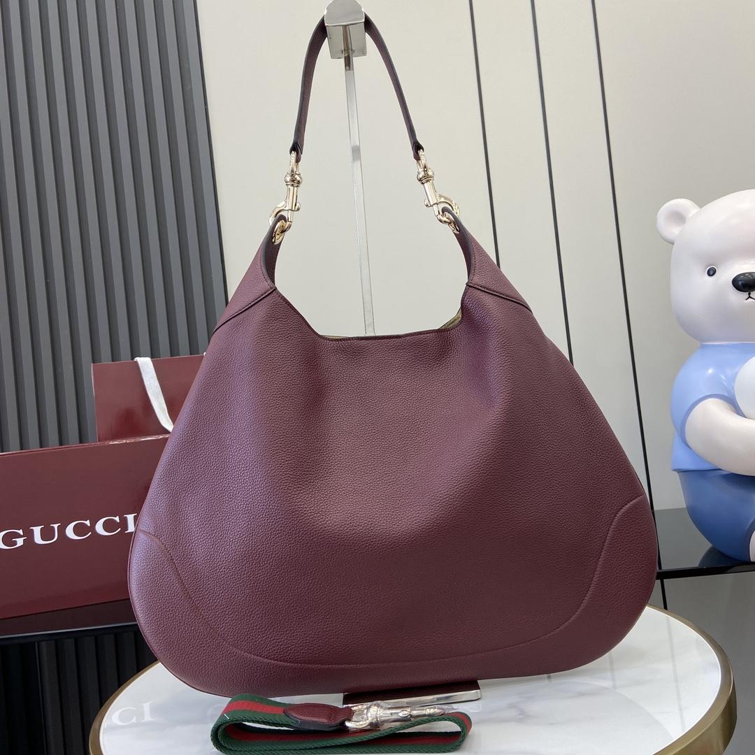 Gucci B Medium Shoulder Bag - FashionPlug