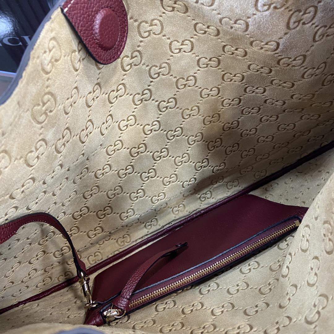 Gucci B Medium Shoulder Bag - FashionPlug