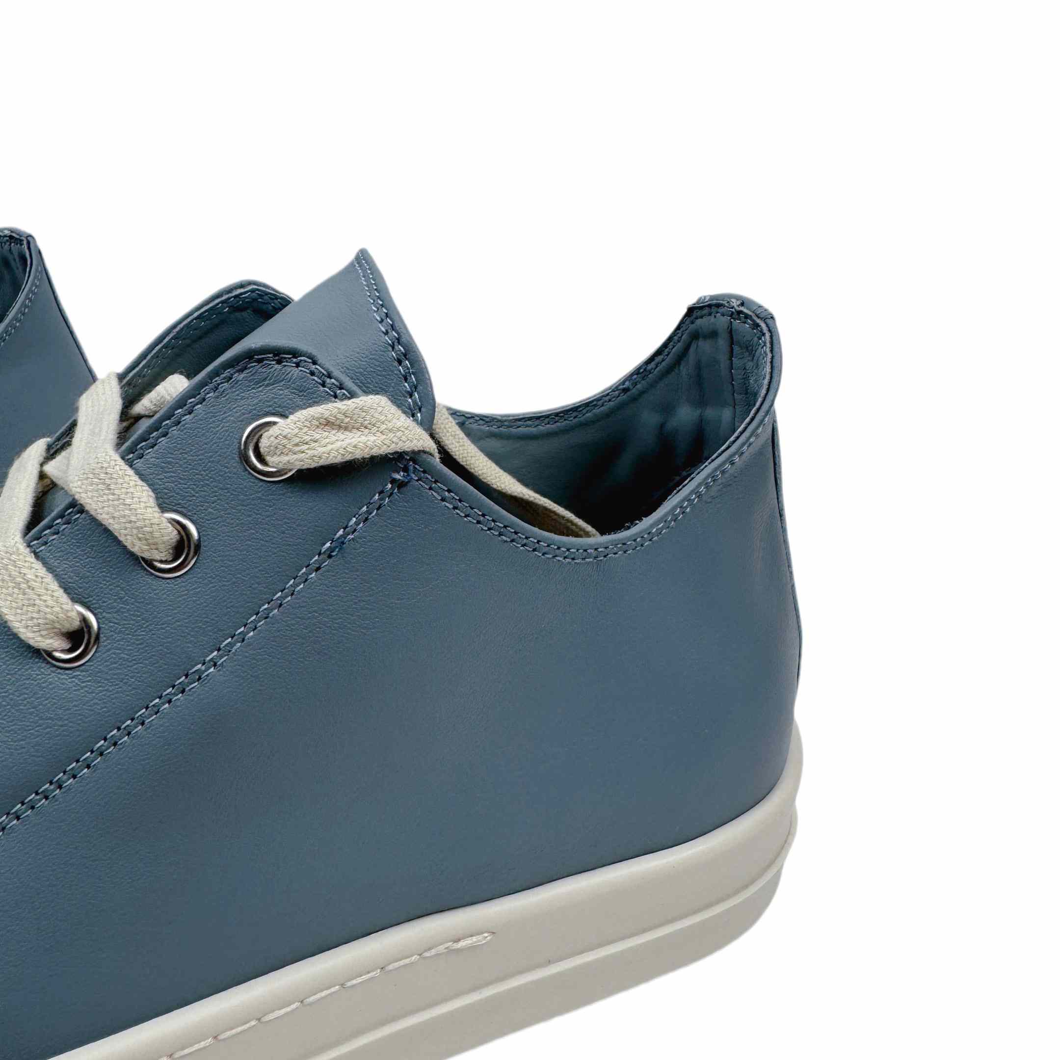 Rick Owens Low-Top Sneakers - FashionPlug