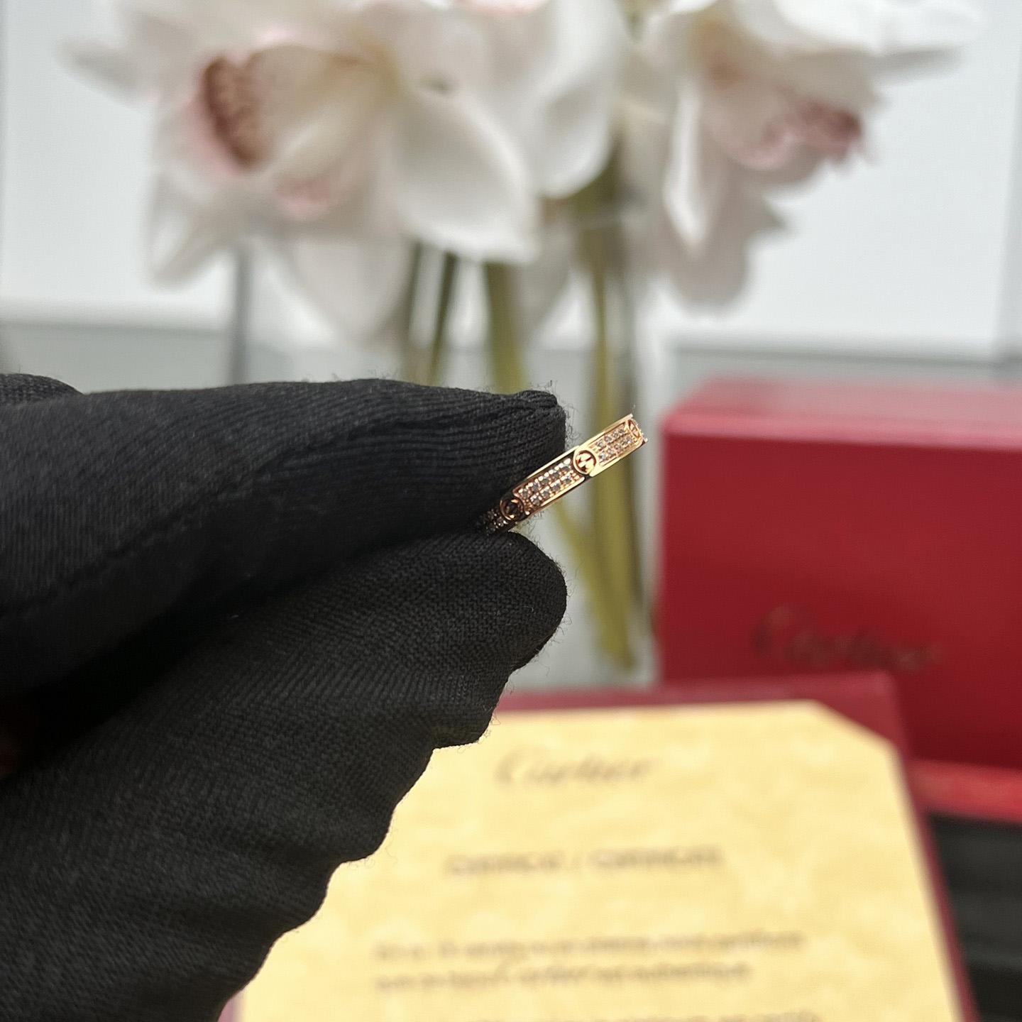 Cartier Ring - FashionPlug