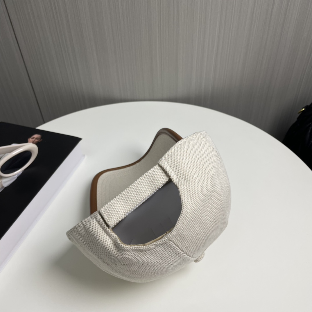 Prada Baseball Cap - FashionPlug
