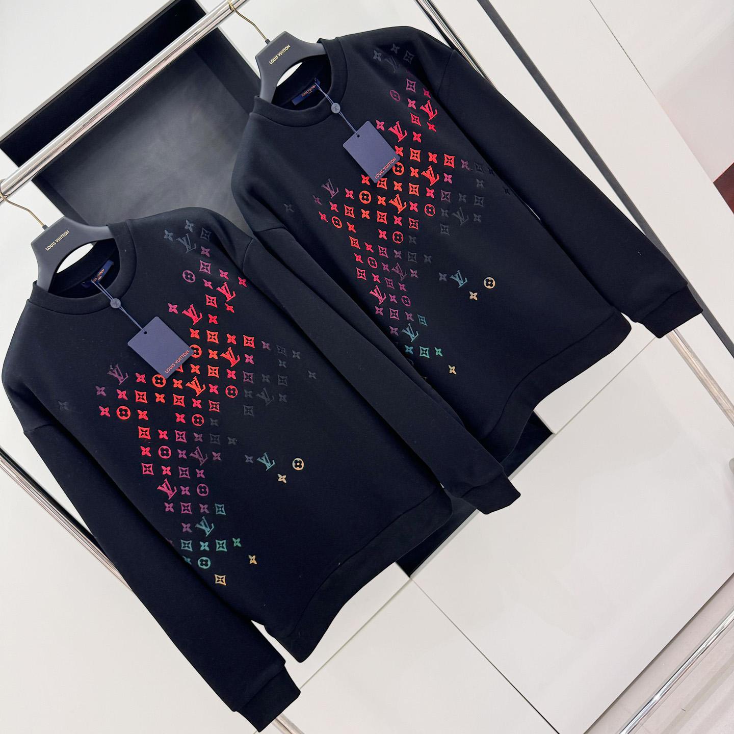 Louis Vuitton Monogram Sweatshirt - FashionPlug