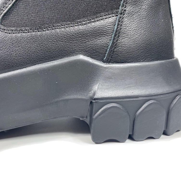 Rick Owens Beatle Bozo Tractor Boots - FashionPlug