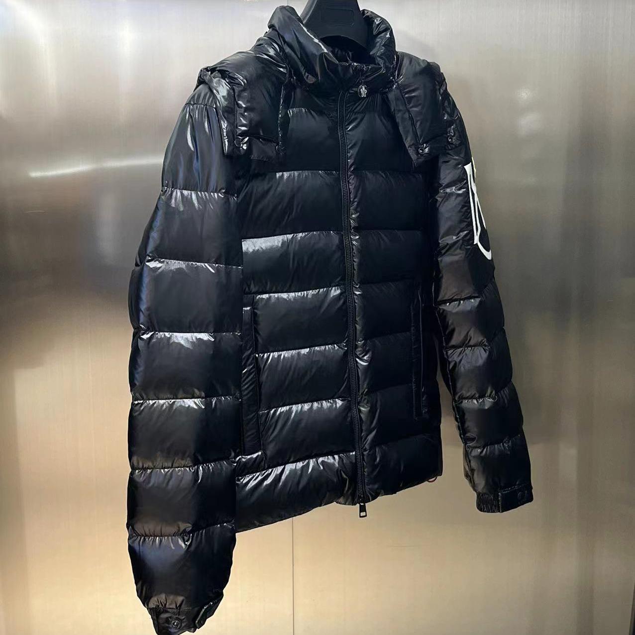Moncler Saulx Short Down Jacket - FashionPlug