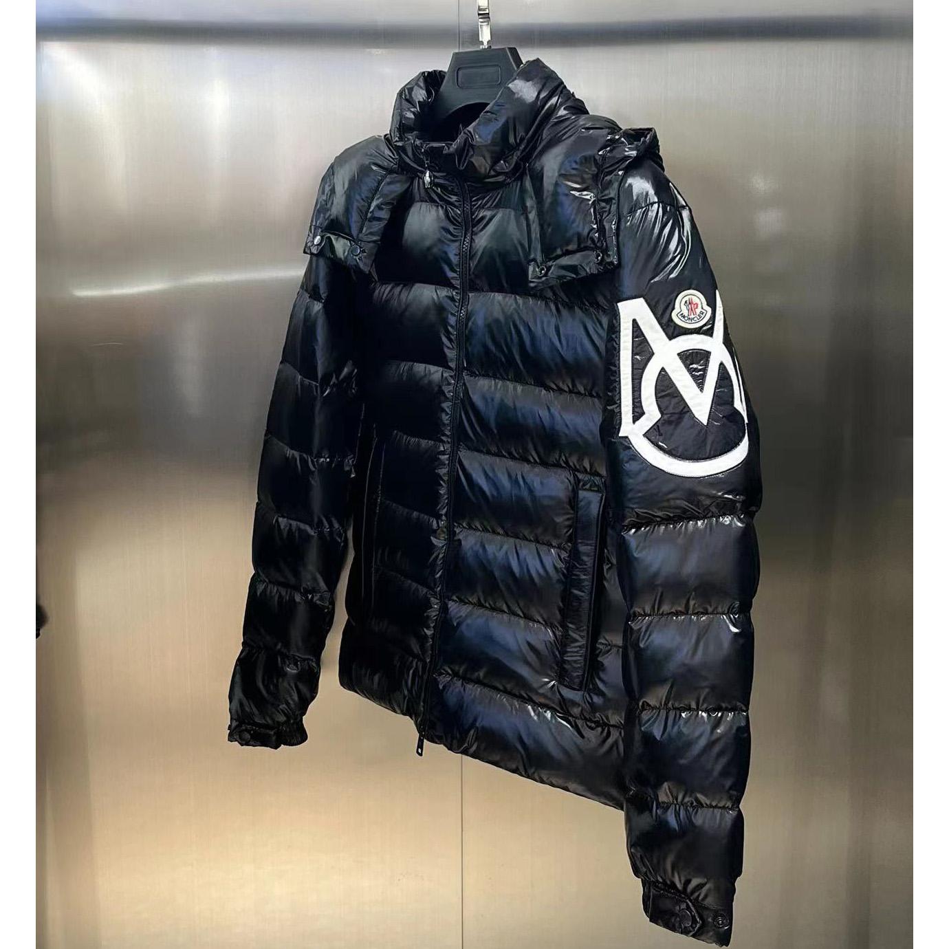 Moncler Saulx Short Down Jacket - FashionPlug