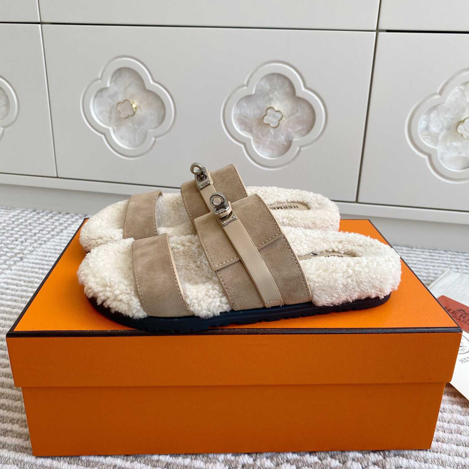 Hermes Kelly Sandal - FashionPlug