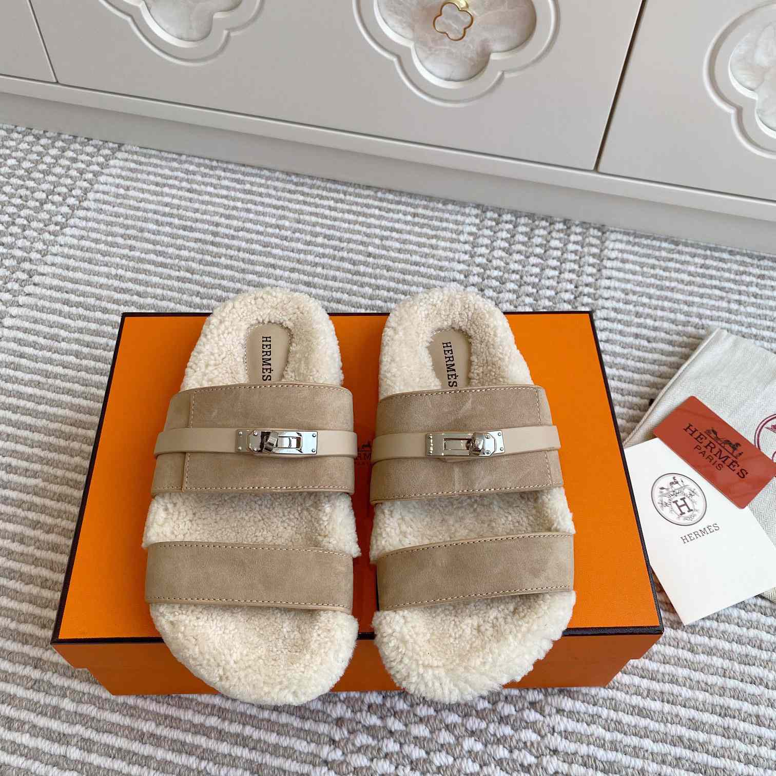 Hermes Kelly Sandal - FashionPlug