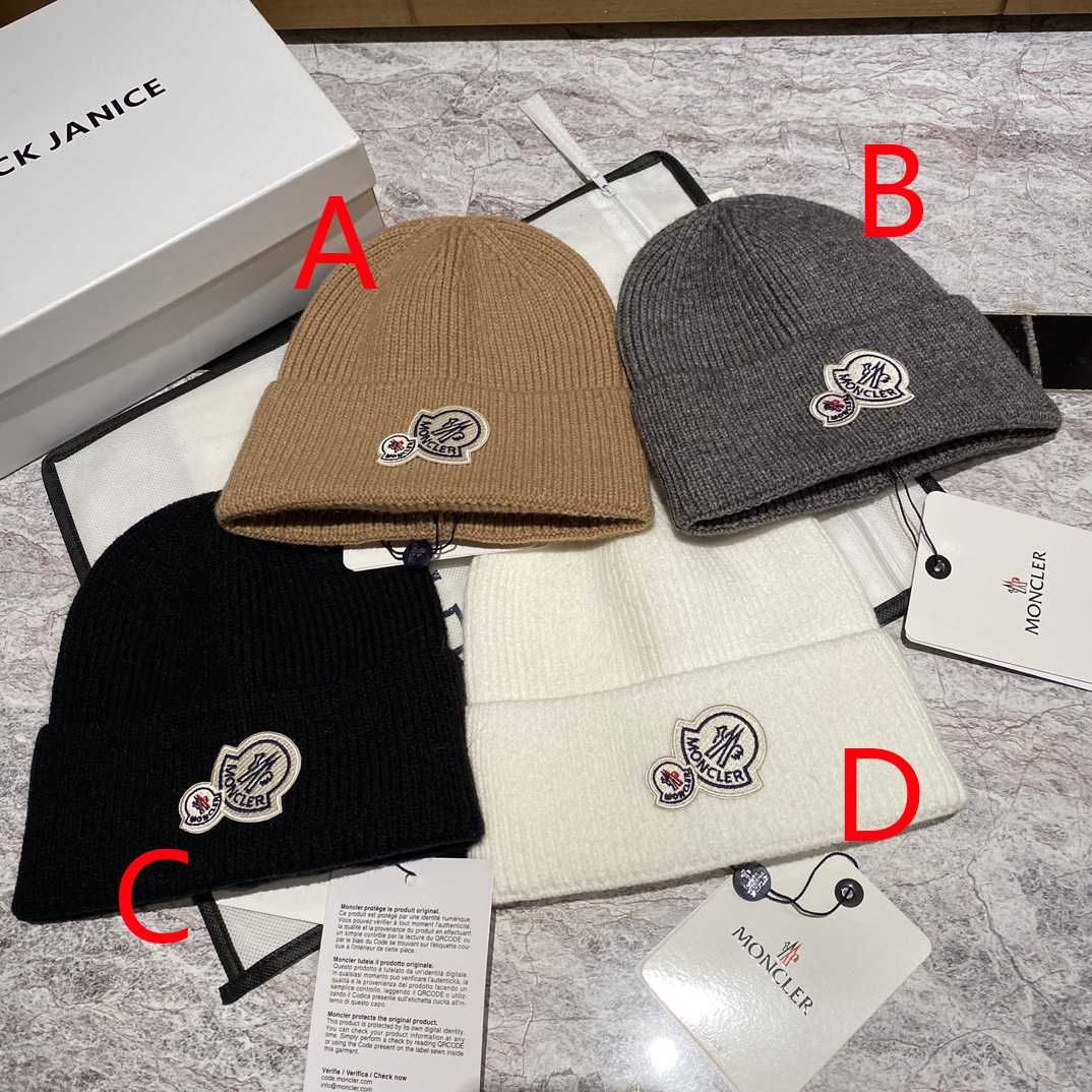 Moncler Beanie  - FashionPlug