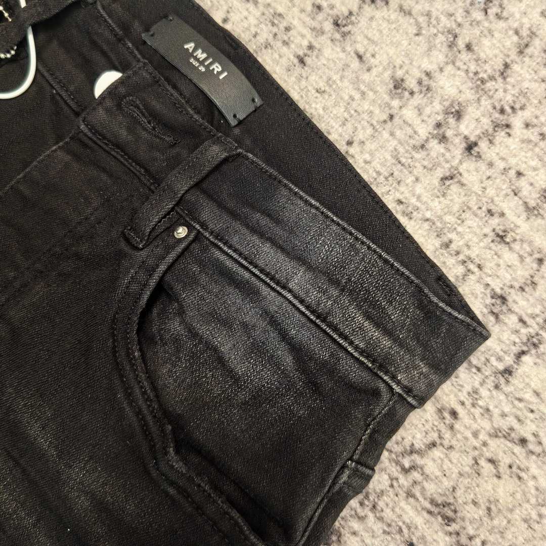Amiri Slim Fit Jeans    681 - FashionPlug