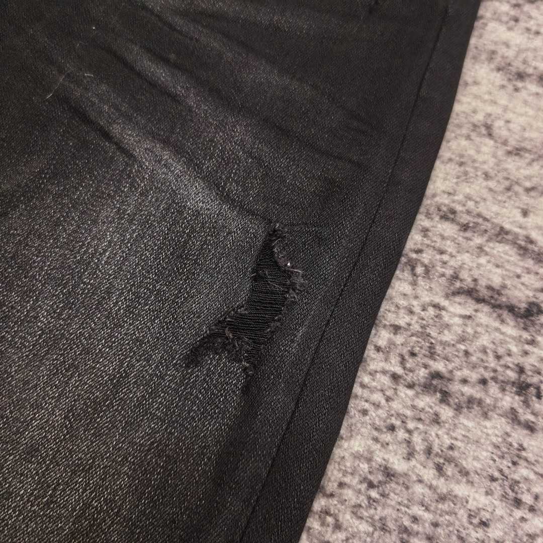 Amiri Slim Fit Jeans    681 - FashionPlug