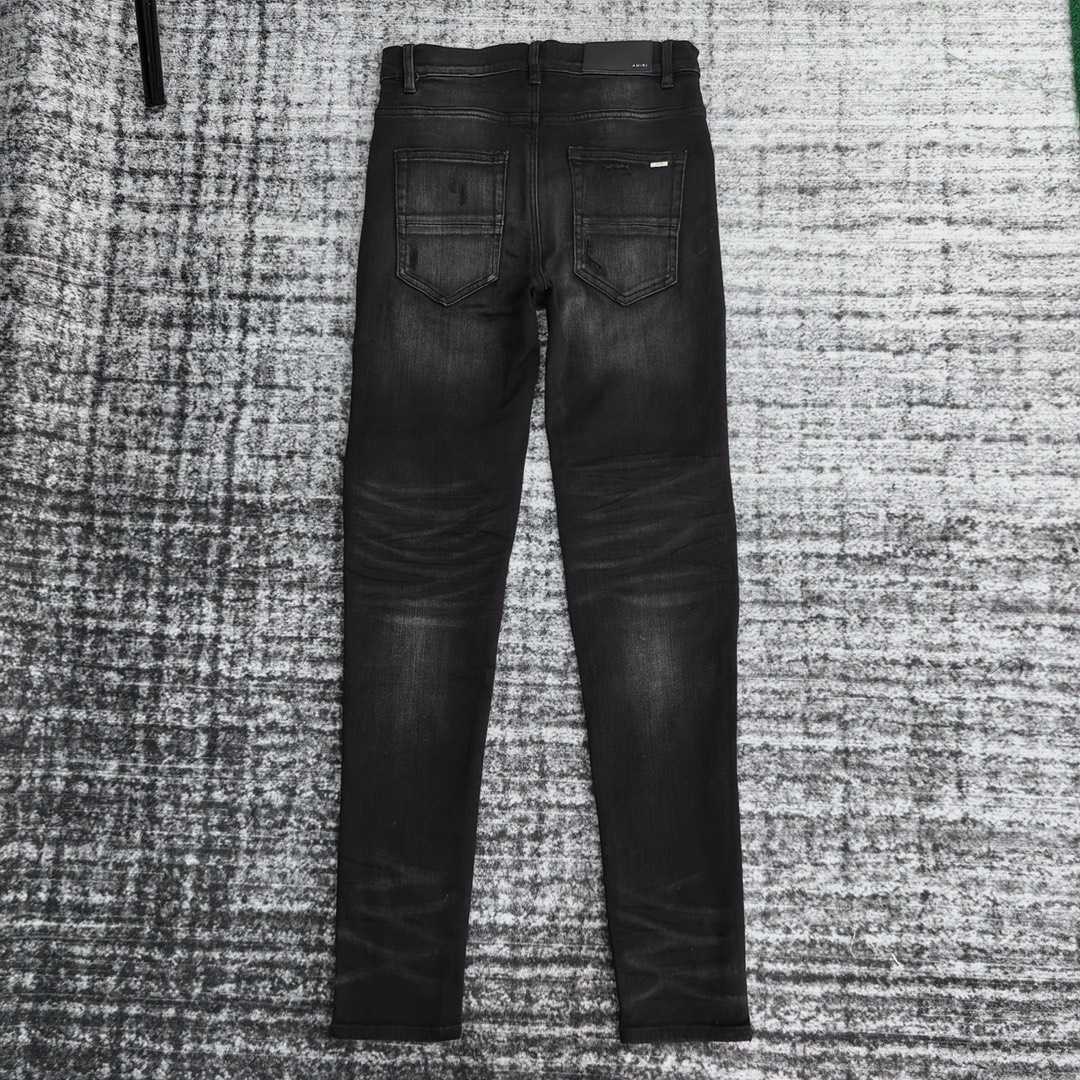 Amiri Slim Fit Jeans    681 - FashionPlug