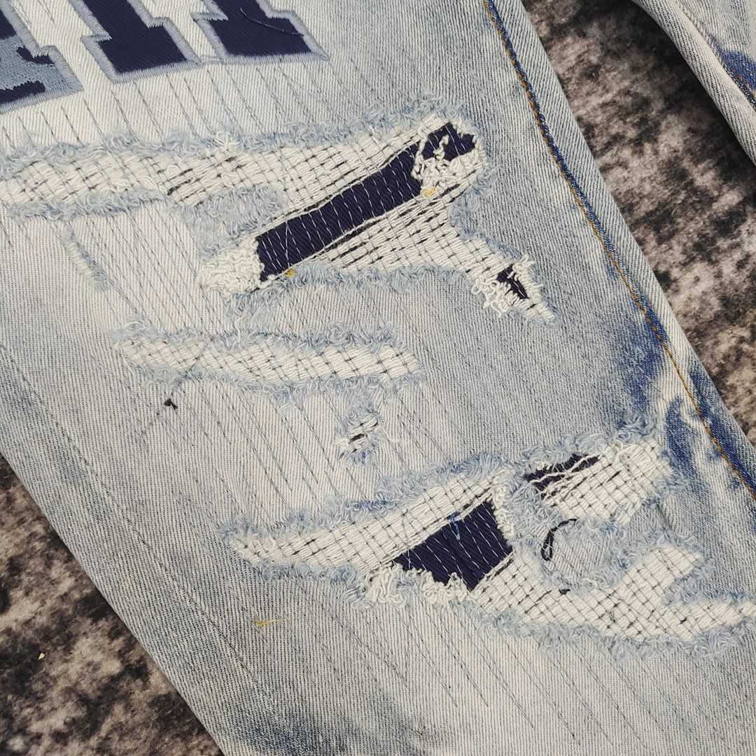 Amiri Slim Fit Jeans    687 - FashionPlug