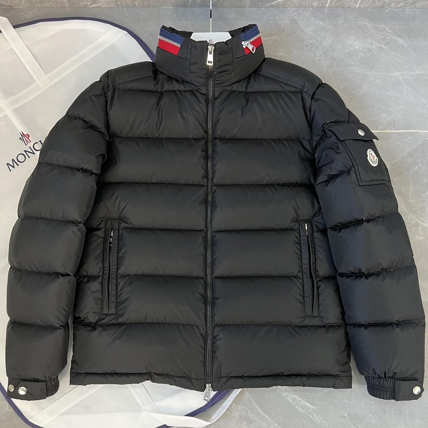 Moncler Bourne Short Down Jacket - FashionPlug