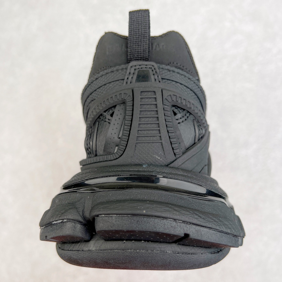 Balenciaga Track 2.0 Sneakers - FashionPlug