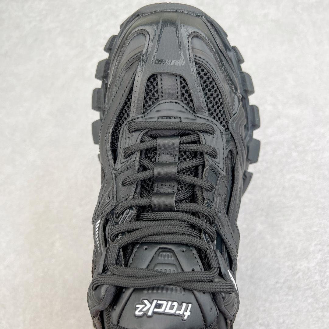 Balenciaga Track 2.0 Sneakers - FashionPlug