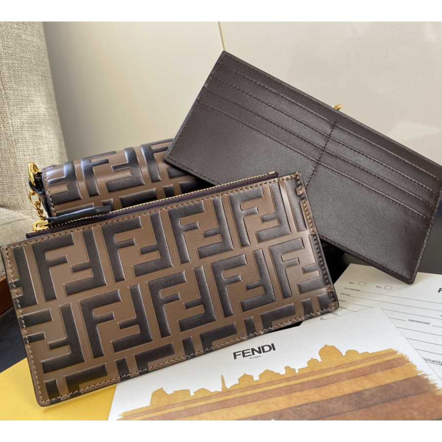 Fendi Envelope Clutch on Chain Zucca Embossed Leather （ 21-12-3.5cm ） - FashionPlug