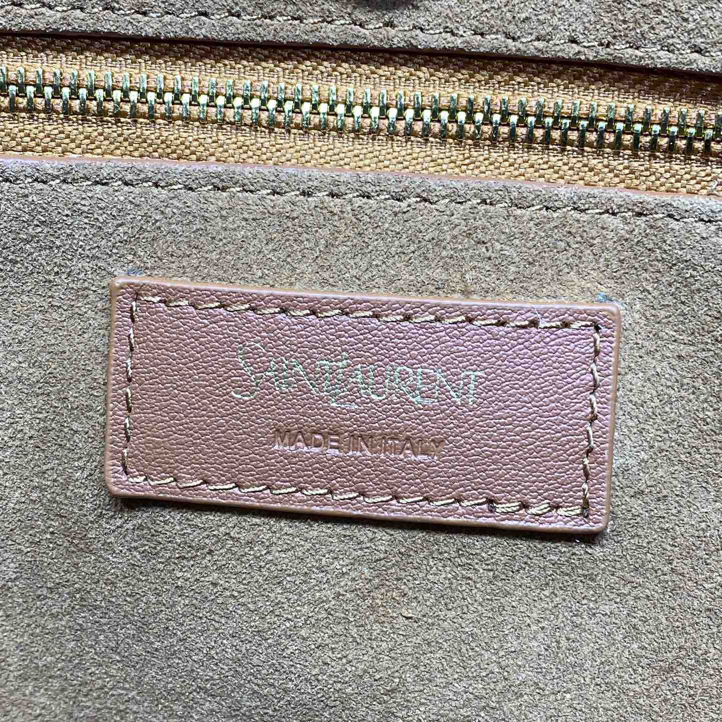 Saint Laurent Y Tote In Leather - FashionPlug