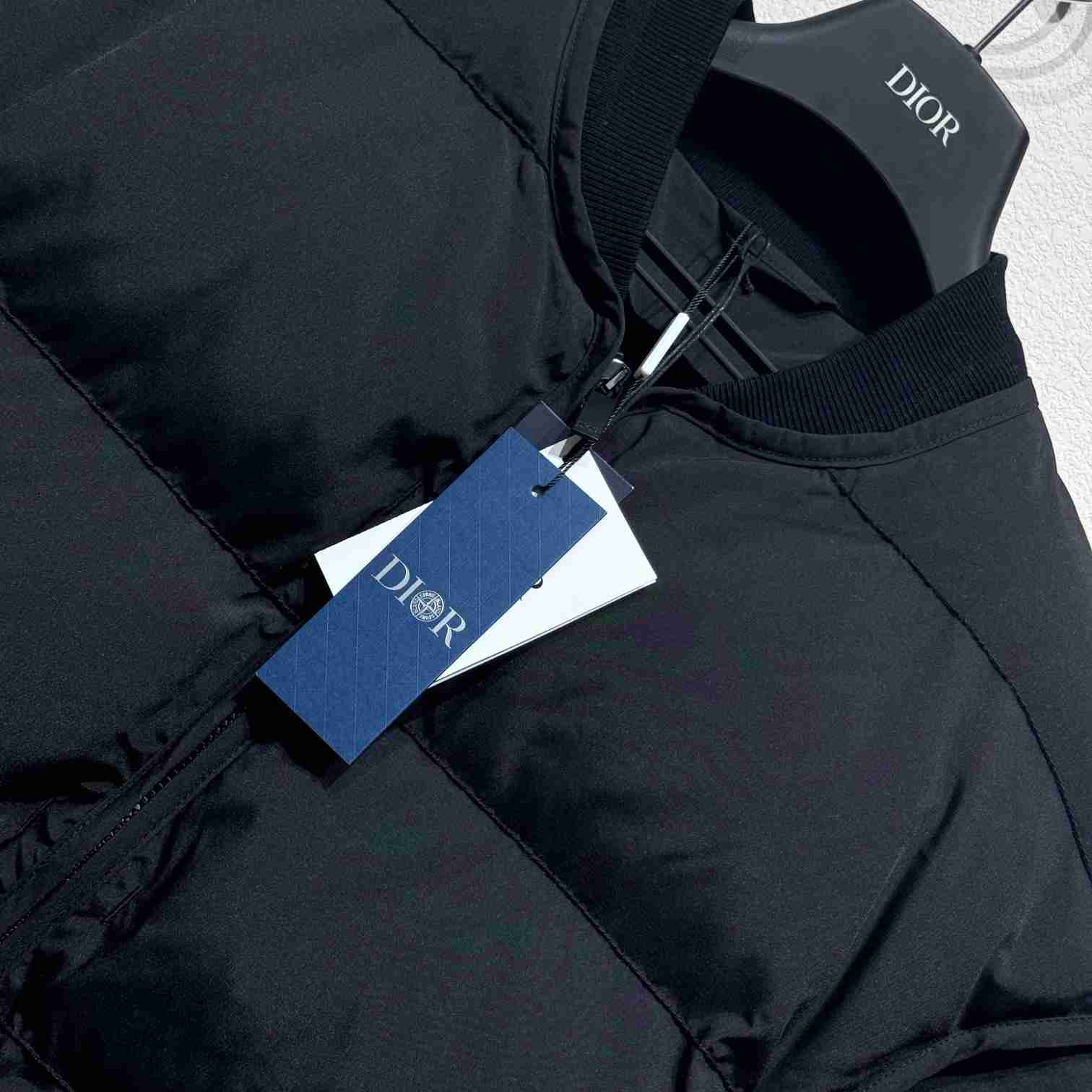 Dior AND LEWIS HAMILTON Puffer Jacket With Removable Sleeves  - FashionPlug