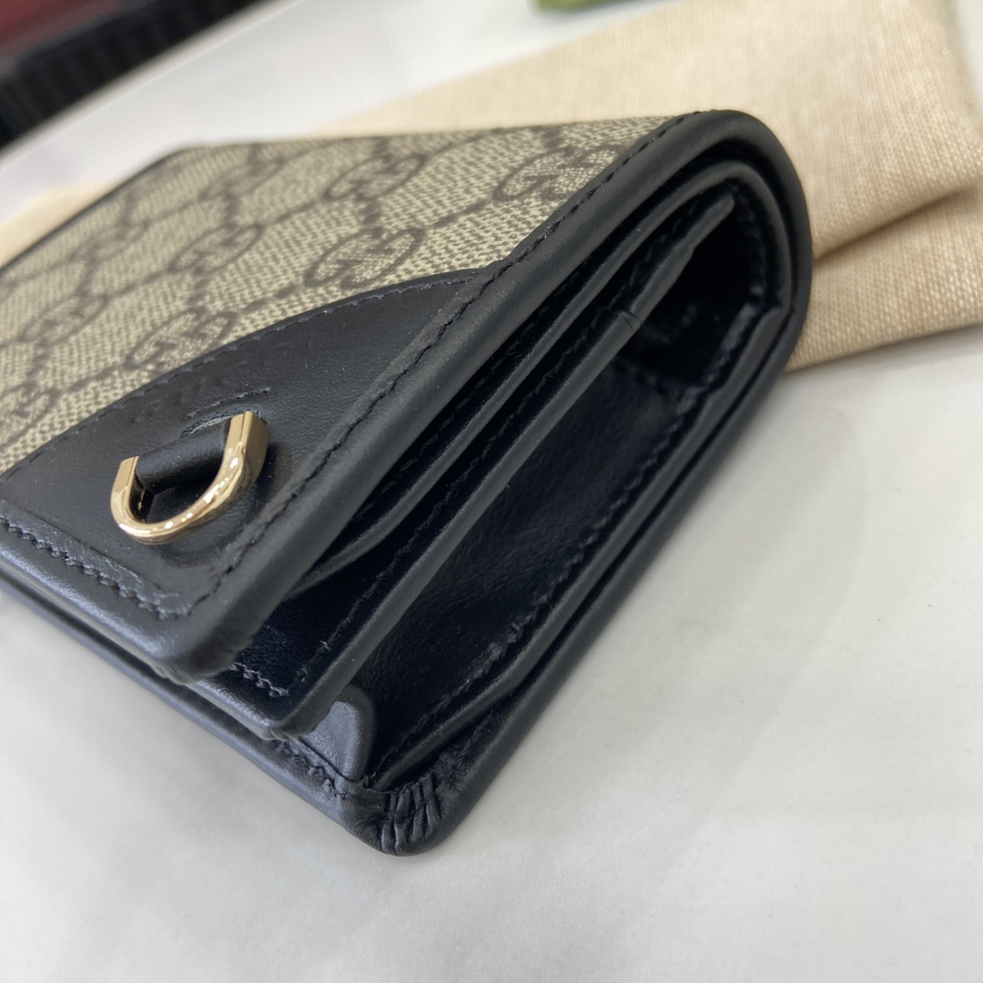 Gucci GG Emblem Mini Wallet - FashionPlug
