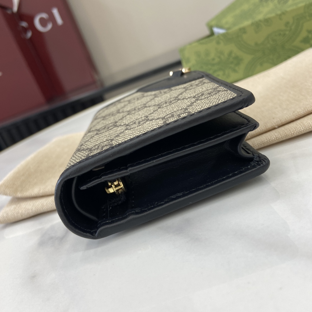 Gucci GG Emblem Mini Wallet - FashionPlug
