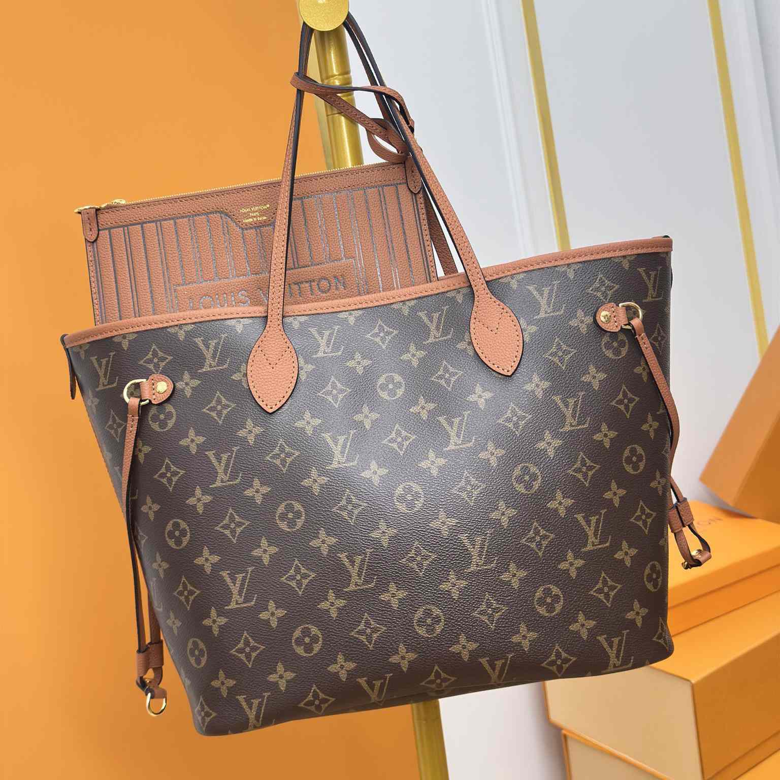 Louis Vuitton Neverfull Inside Out MM   M12061 - FashionPlug